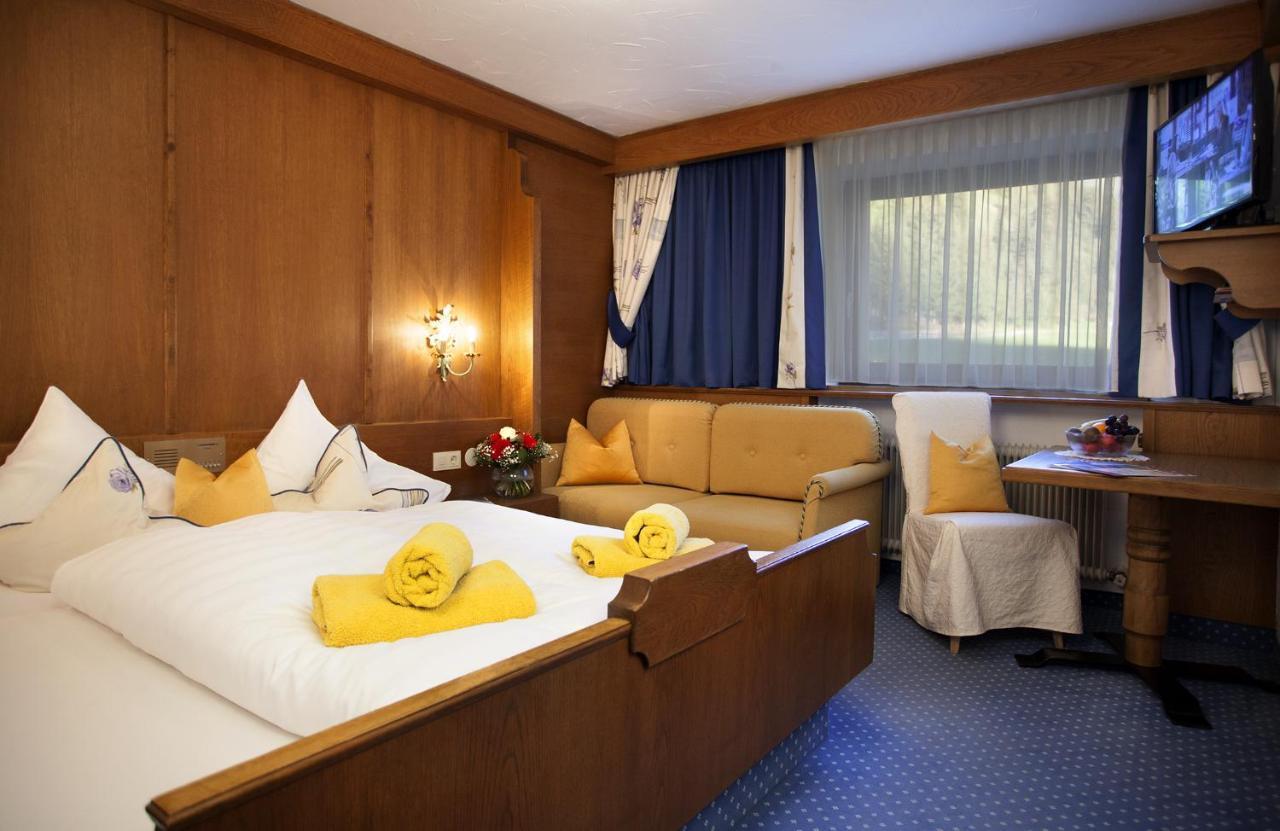 Almhof Hotel 4*